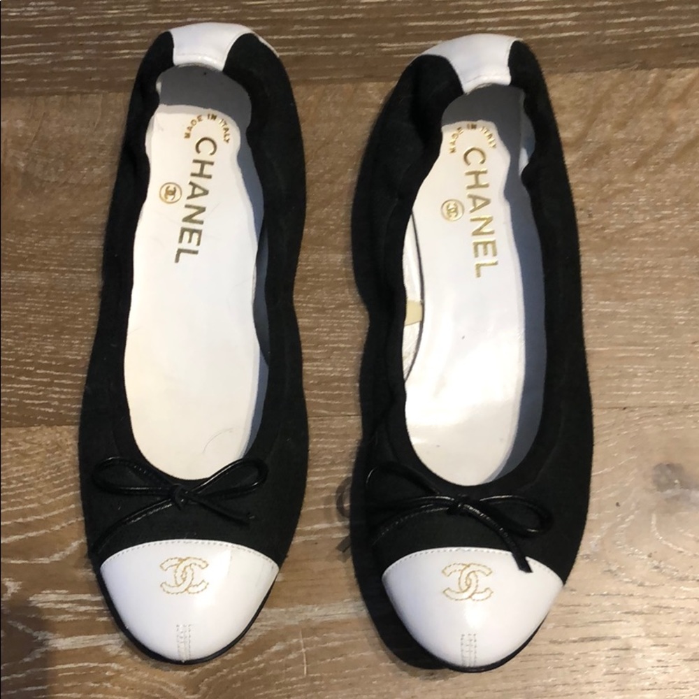 Chanel black and white ballerina flats.
